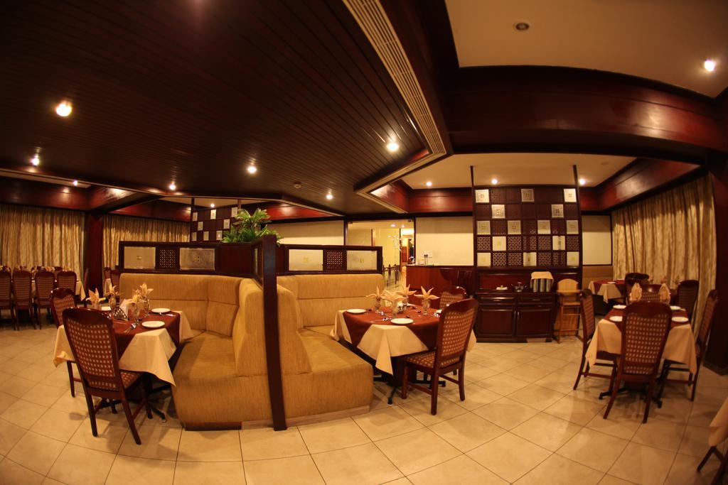 Hotel Rathna Residency Коимбатур Экстерьер фото