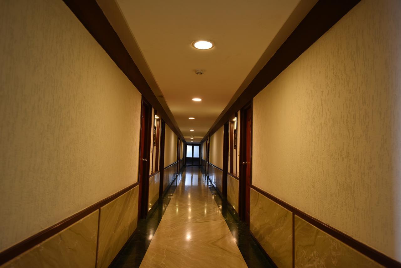 Hotel Rathna Residency Коимбатур Экстерьер фото