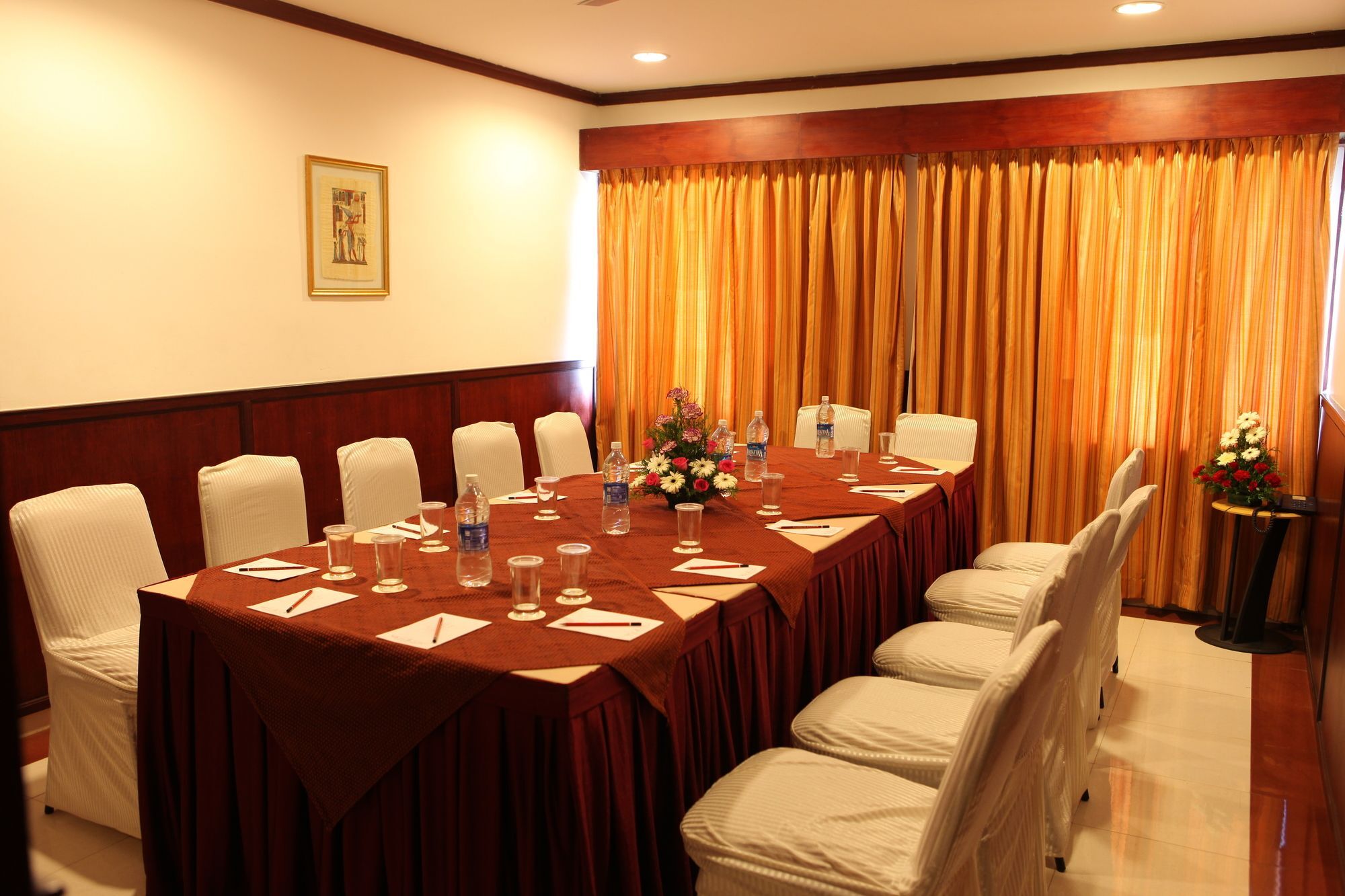 Hotel Rathna Residency Коимбатур Экстерьер фото